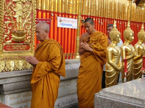 norte de tailandia, chiang mai, chiang rai, triángulo de oro, monjes, templos, tailandia